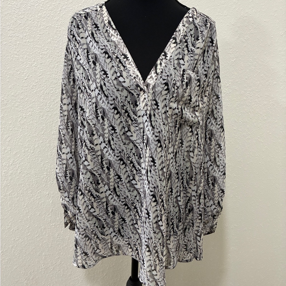 Maurices Black and White Patterned Blouse
